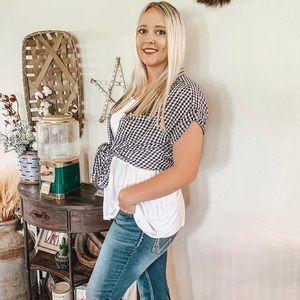 Gingham Button down top, blue and white